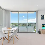 Skyview Comfy Apt In Centre Of Burwood