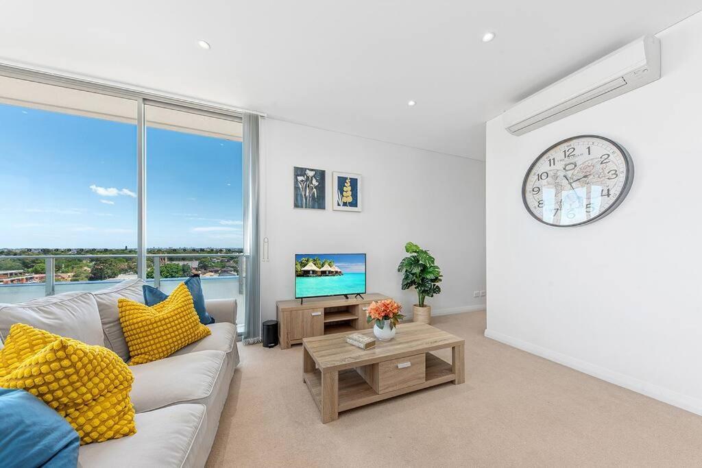 Skyview Comfy Apt In Centre Of Burwood *